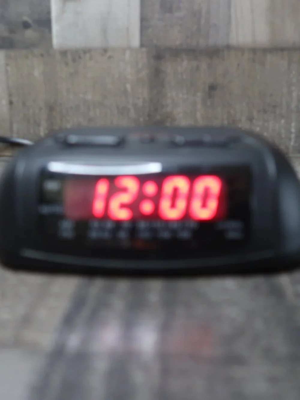 Sunbeam AM/FM Clock Radio Alarm Clock Model 89014 Works!